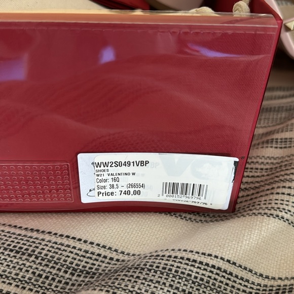 Valentino Rockstuds - Picture 8 of 8